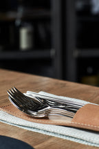 Table Noir - aterimet 108 - Brilliant