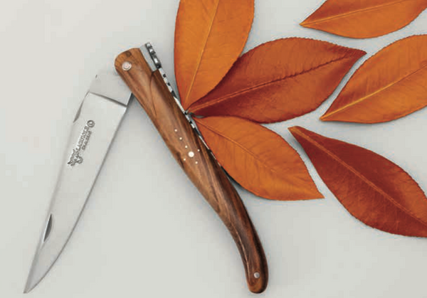 Laguiole En Aubrac – Pistaasipuinen Taittoveitsi – 12 cm