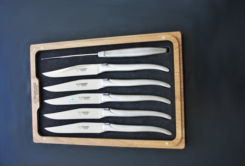 Laguiole En Aubrac steak knives in matt stainless steel