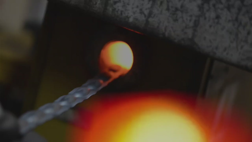 Forge De Laguiole -veitset, joissa on tumman sarven kahvat